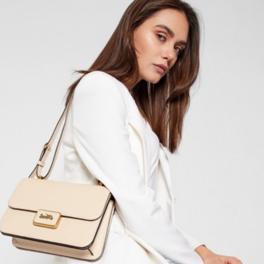 Authentic Coach ALIE Ivory Genuine Grain Leather Shoulder Crossbody Handbag - Picture 1 of 10
